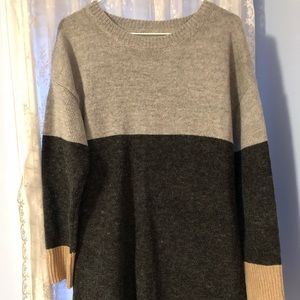 NWOT Windpink Colorblock Sweater Tunic